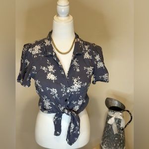 #20 Abercrombie & Fitch blouse